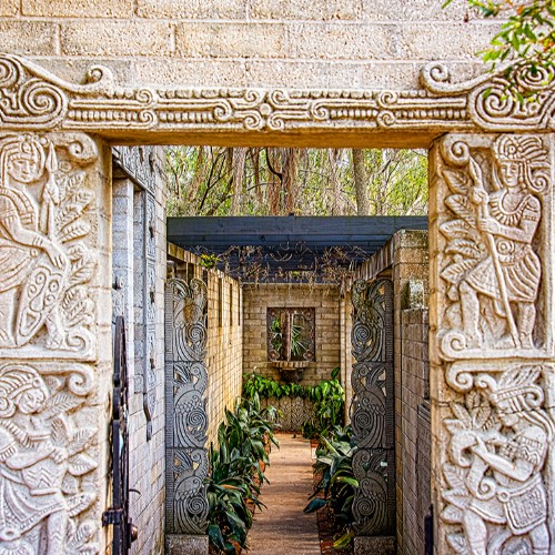 MUSE Photography Awards Silver Winner - Into the Garden by Glenn Goldman