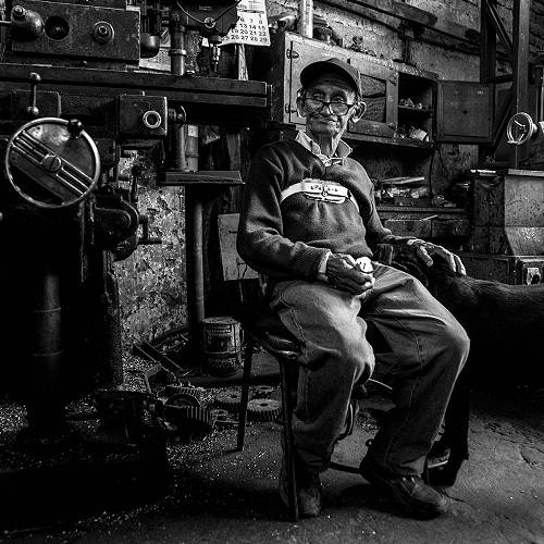 MUSE Photography Awards Gold Winner - Metalúrgica Picero 911 by Lucas Urenda