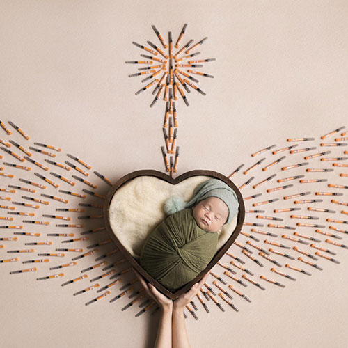 MUSE Photography Awards Silver Winner - The maternal love is great . by Wen Huan Huang