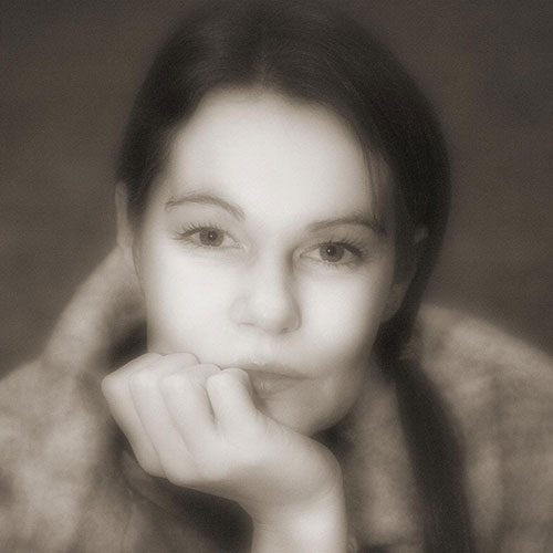 MUSE Photography Awards Silver Winner - Pauline by Douglas Vernimmen