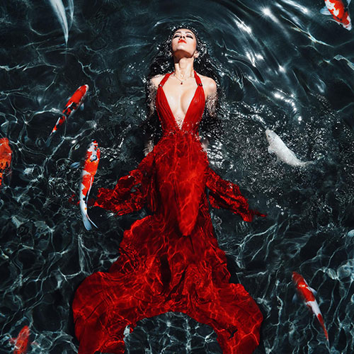 MUSE Photography Awards Category Winners of the Year Winner - Embrace of Cold Water by Ellie Rich