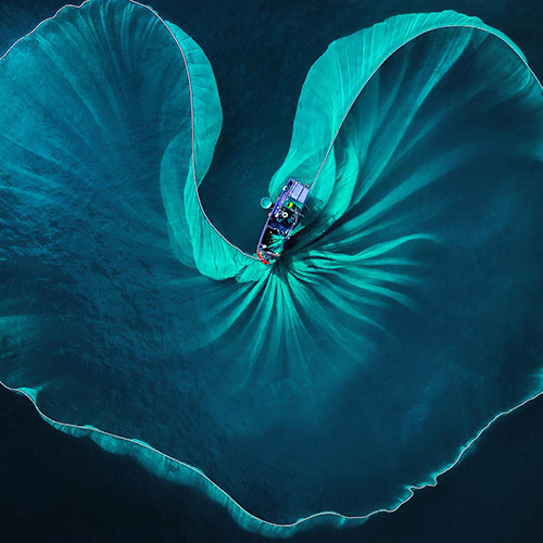MUSE Photography Awards Photographer of the Year Winner - Fishing boat by Nguyen Phuoc Hoai