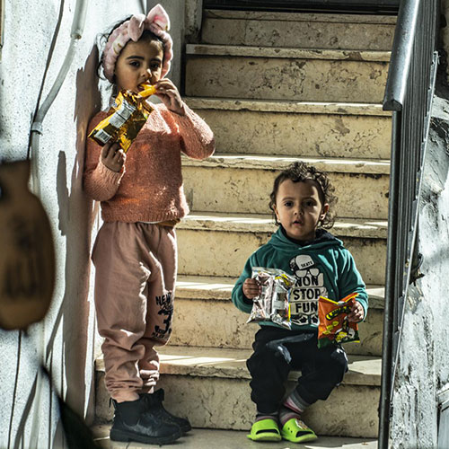 MUSE Photography Awards Gold Winner - Snack time by Harlowe Besset