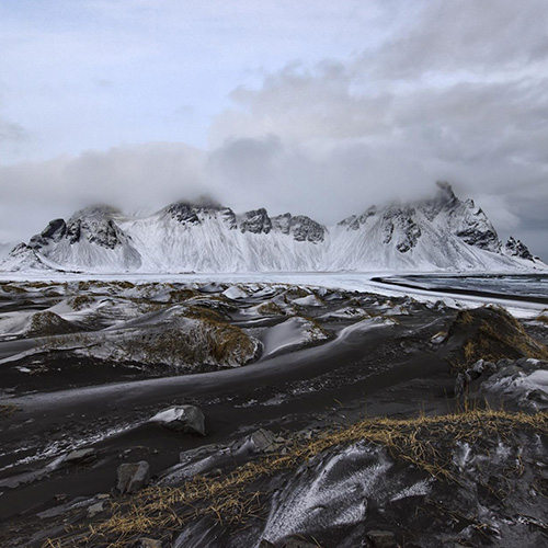MUSE Photography Awards Gold Winner - Outside the earth by Hsiaohsin Chen