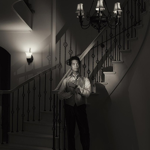 MUSE Photography Awards Gold Winner - Gentleman by Masaki Ito