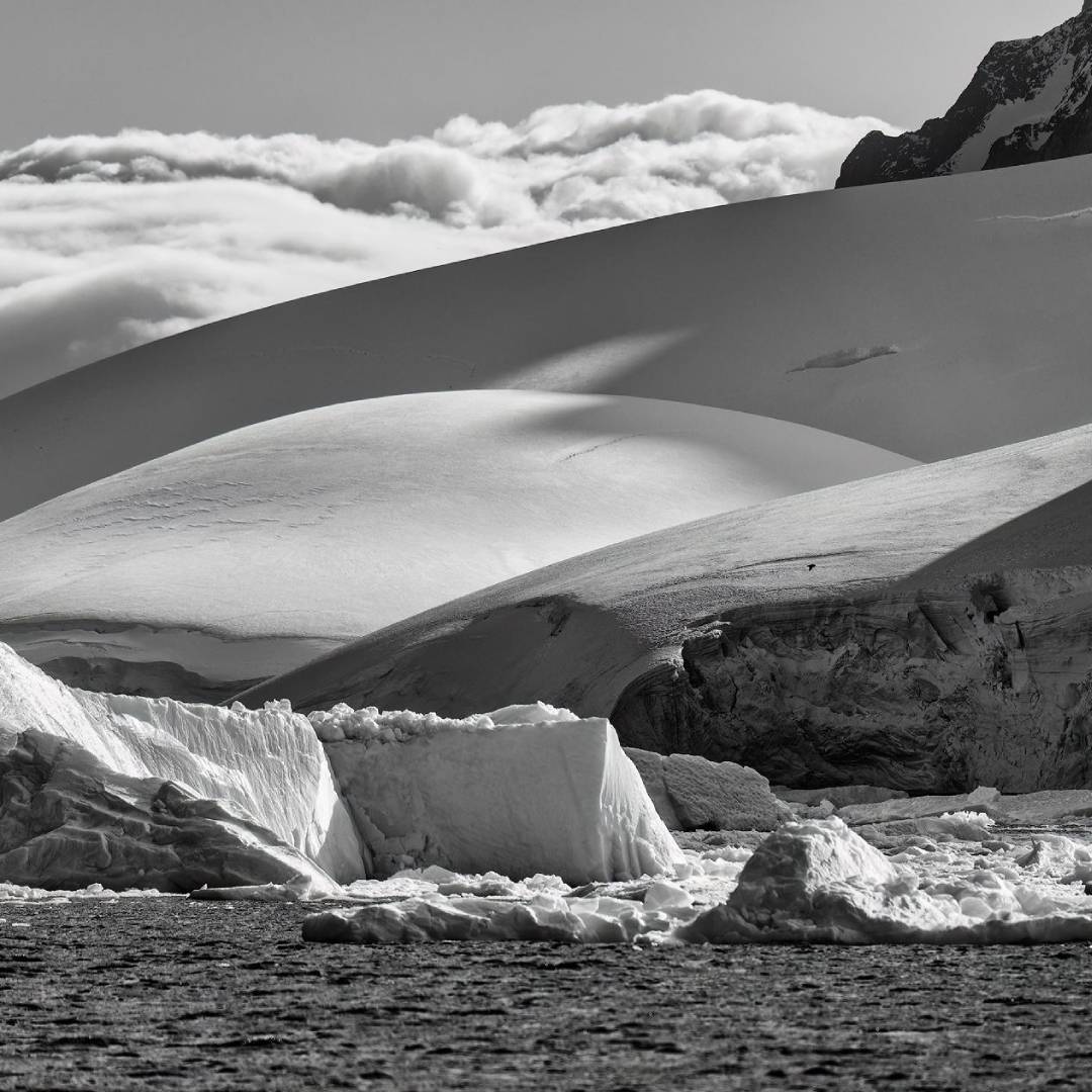 MUSE Photography Awards Gold Winner - Sinuous by GVivanco