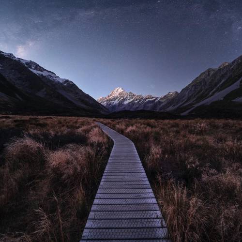 MUSE Photography Awards Platinum Winner - Mt Cook Milky Way by Stephan Romer
