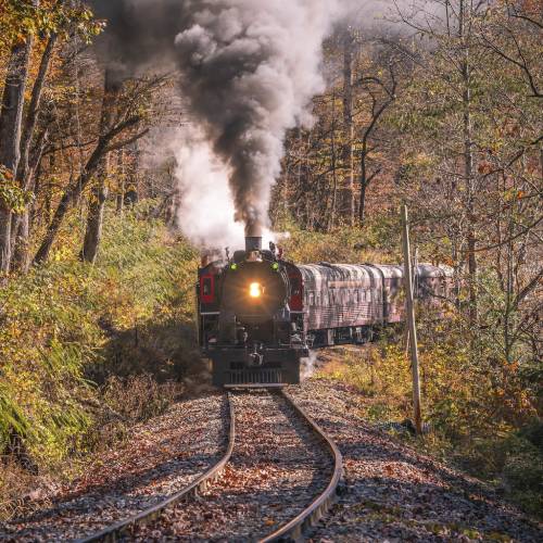 MUSE Photography Awards Gold Winner - Comin' Round the Mountain by Zach Wharton