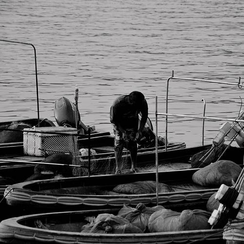 MUSE Photography Awards Gold Winner - Fishing boat by QIN  LUO