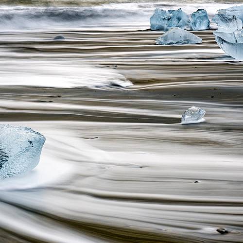 MUSE Photography Awards Gold Winner - The tide of time by Hsiaohsin Chen