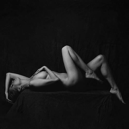 MUSE Photography Awards Gold Winner - The Body by Agnieszka Czyżkowska