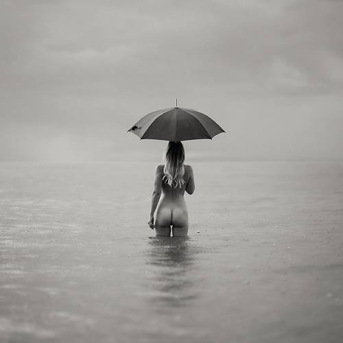MUSE Photography Awards Gold Winner - woman in the water by James Graf