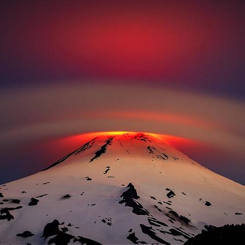 MUSE Photography Awards Platinum Winner - The volcano and the cloud by Francisco Negroni