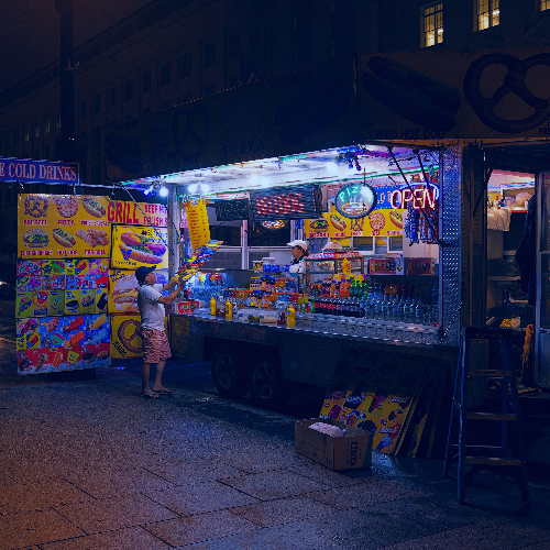 MUSE Photography Awards Silver Winner - Street Vendor at Washington DC by Frank ZHang