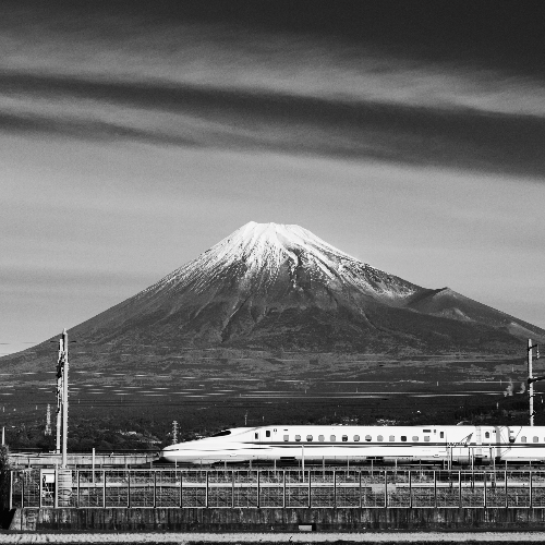 MUSE Photography Awards Platinum Winner - Shinkansen by Eric Kanigan