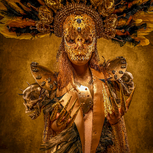 MUSE Photography Awards Platinum Winner - Golden God by Rodrigo Izquierdo