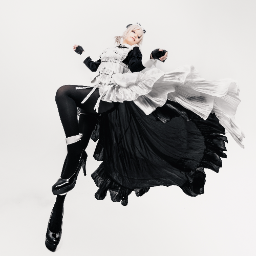 MUSE Photography Awards Gold Winner - Airy by Izumi Osaragi