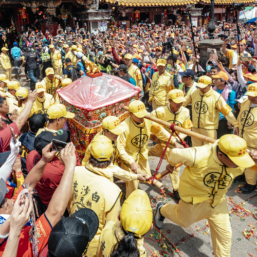 MUSE Photography Awards Silver Winner - Ten Thousand People Reverently Welcome Mazu. by CHANGHUNGYI