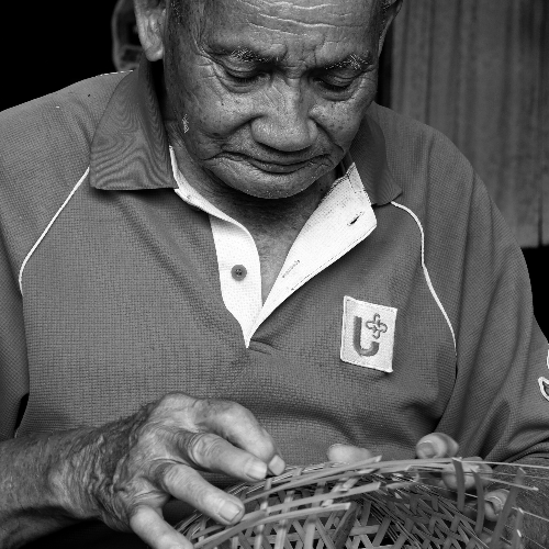 Award-winning photograph 竹子韋弗 by 郭偉晨, 2026 MUSE Photography Awards Silver Winner