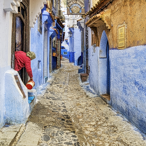 Award-winning photograph Pouring Out the Water by Glenn Goldman, 2026 MUSE Photography Awards Silver Winner