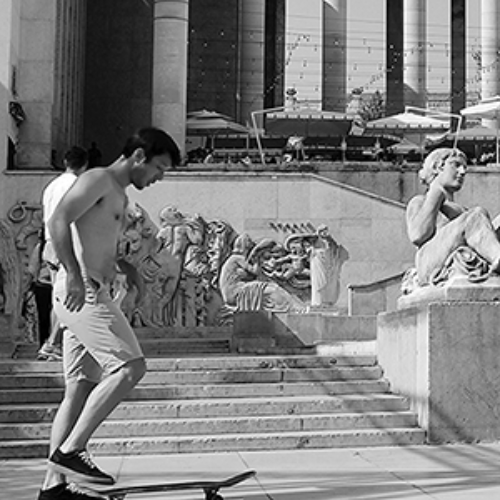 Award-winning photograph Urban Kinetic – Moments of Transient Grace by Marcel van Beek, 2026 MUSE Photography Awards Silver Winner