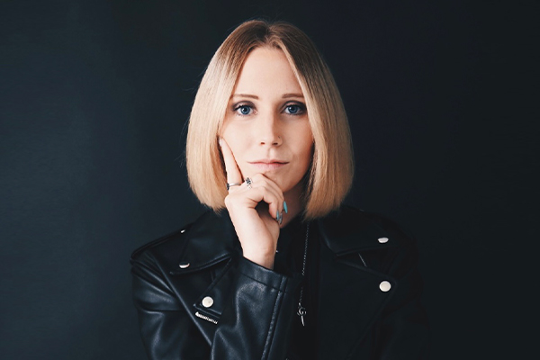 Interview with Anna Lens